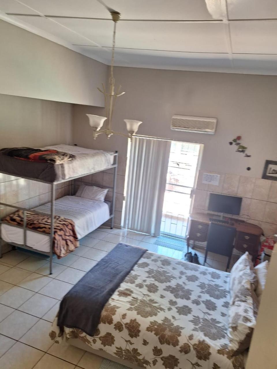 Breaking Dawn Bed & Breakfast Noupoort Екстериор снимка