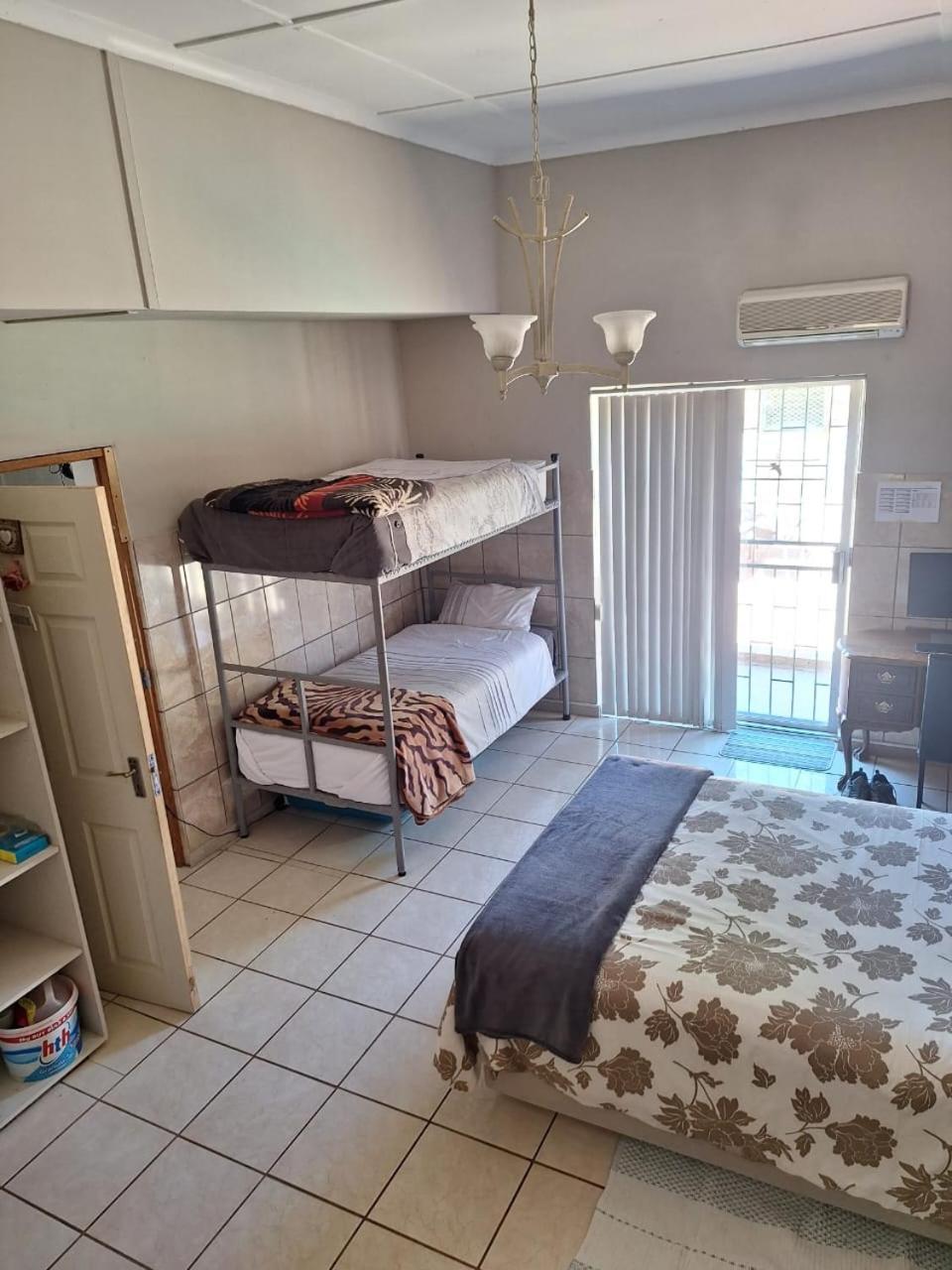 Breaking Dawn Bed & Breakfast Noupoort Екстериор снимка